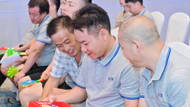 绿茶视频下载APP岁月，爱与成长同行